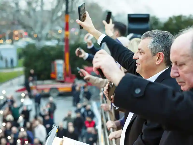 Özel'den Yalova'da Kentsel Dönüşüm Çağrısı