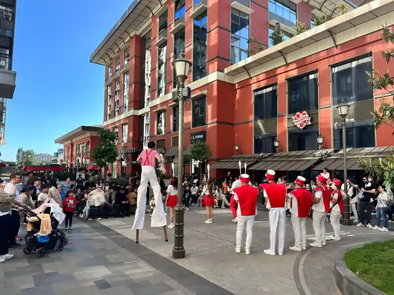 Polat Piyalepaşa Çarşı'da Çocuklara Özel 23 Nisan Etkinlikleri
