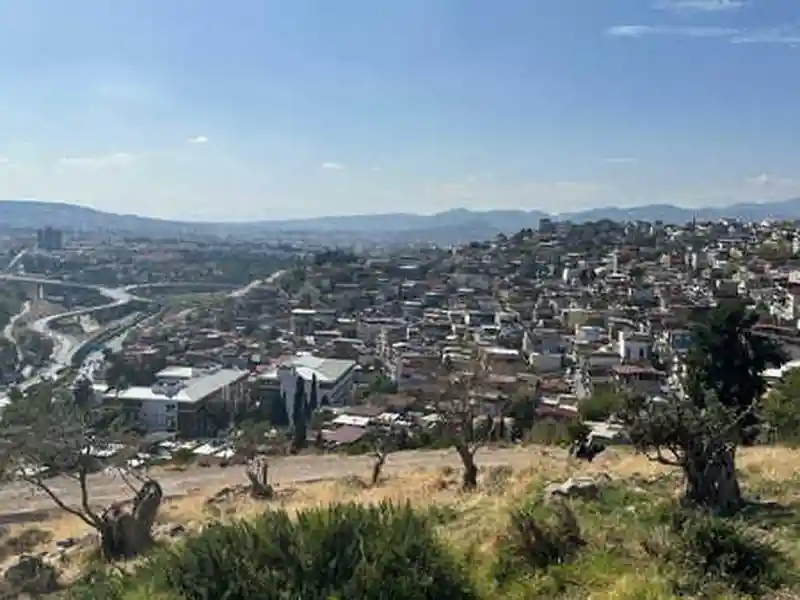 Konak'ta Kentsel Dönüşüm Uygulama Modeli Belirleniyor