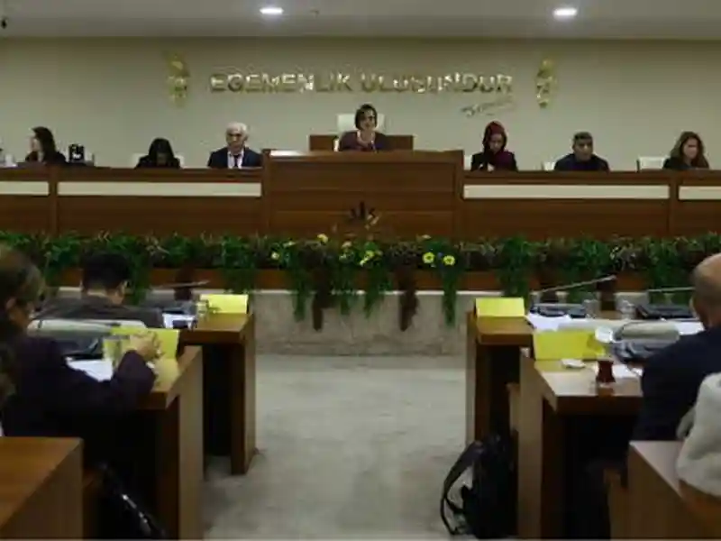 Karabağlar'da Gündem Kentsel Dönüşüm