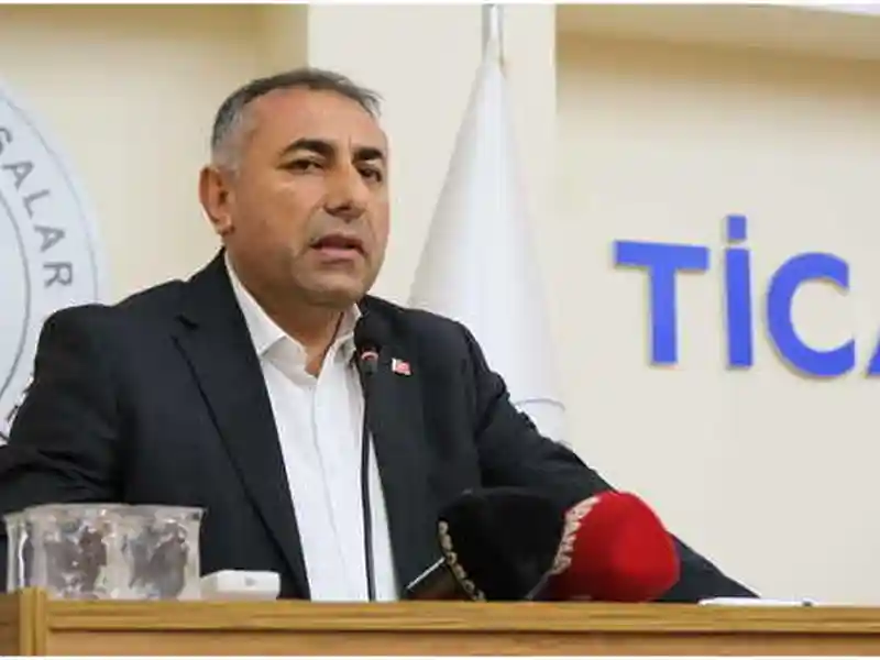 Adana Büyükşehir Belediye Başkan Vekili Geçer 'Deprem Gerçeğinde Yaşamak' Panelinde Konuştu