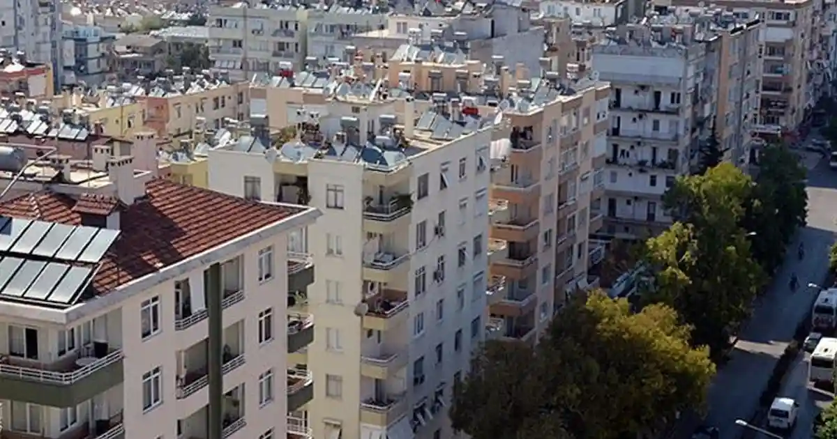 Okumadan İmzayı Atan Hem Evinden Oluyor Hem De Borçlanıyor