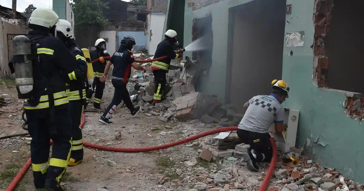 Bayburt Ve Gümüşhane'de Deprem Tatbikatı Yapıldı, Kelkit'te 190 Personel Görev Aldı