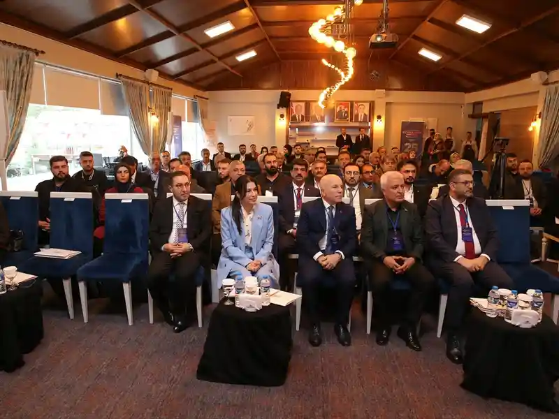 AK parti genel başkan yardımcısı ayan erzurum'da konuştu: